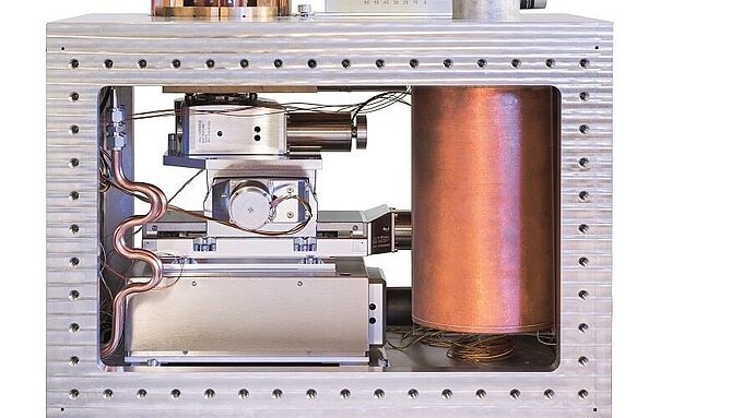 PI-Tomography-Stage.jpg PI-Tomography-Stage