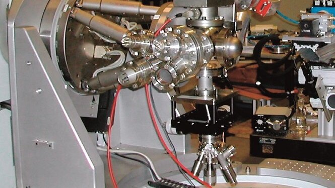 PI-Vacuum-Chamber-PI-Hexapod